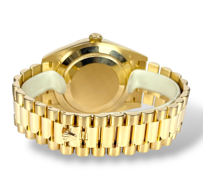 Rolex Day-Date 40 228238